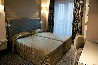 Hotel Le Cardinal Париж Франция
