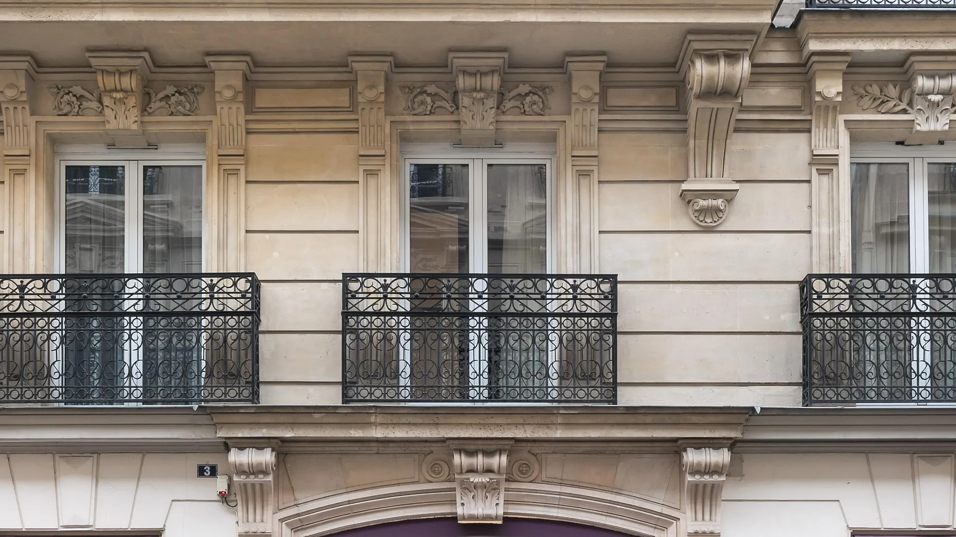 Hotel Le Cardinal Paris