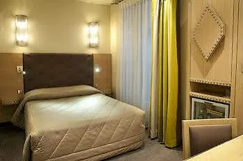 Hotel Le Cardinal Paris