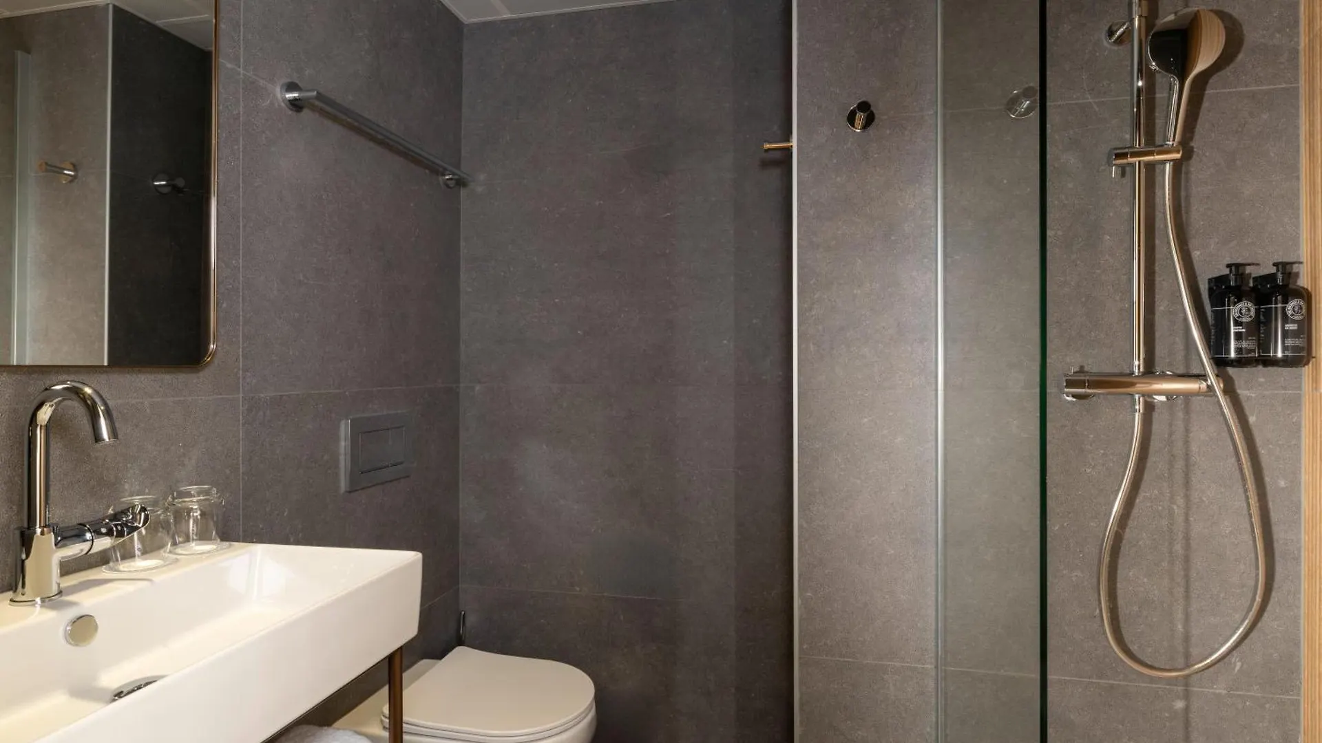 Hotel Le Cardinal Paris